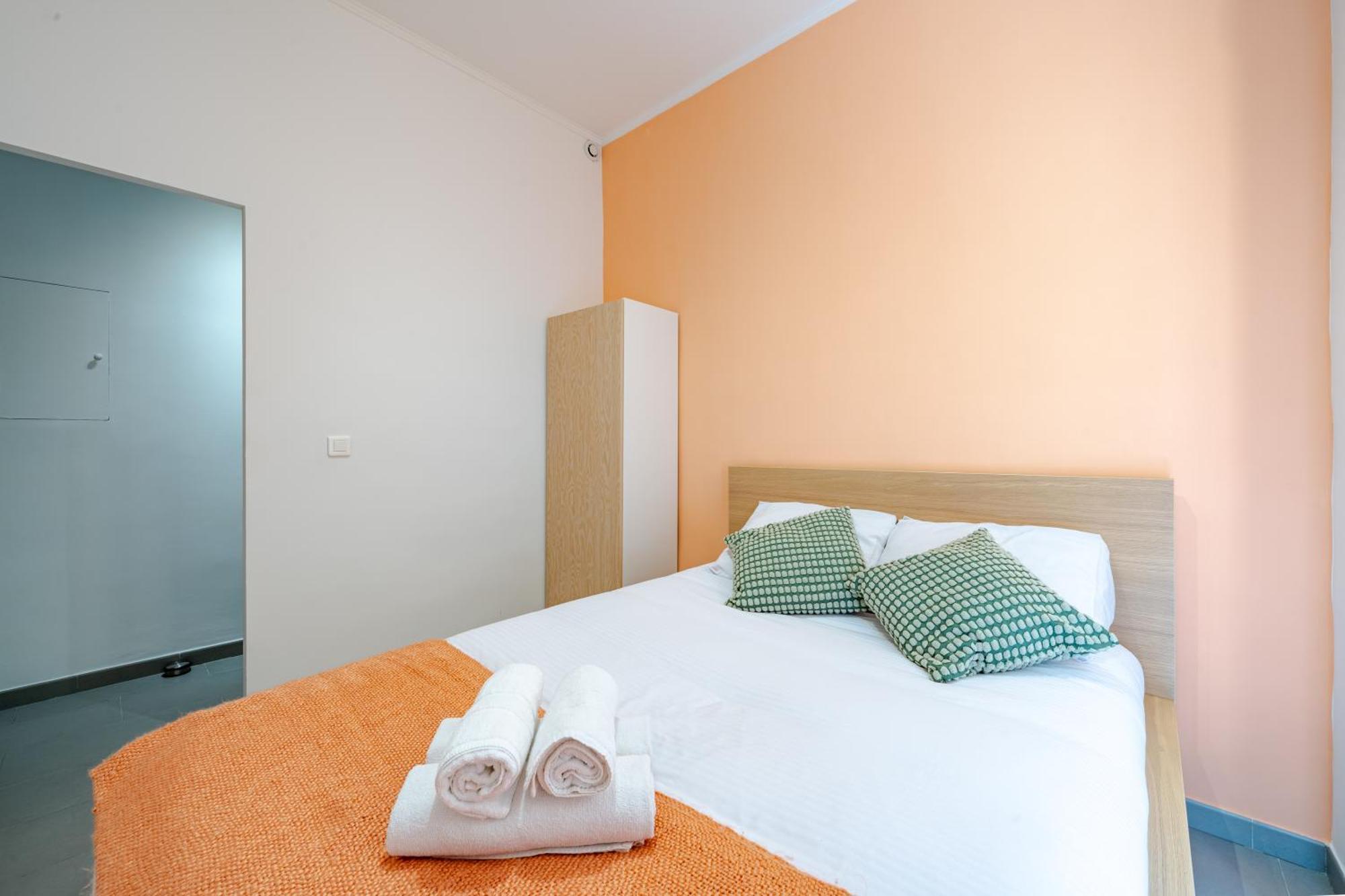1br - Monaco 1 Min Walk - Close To Port And Train *