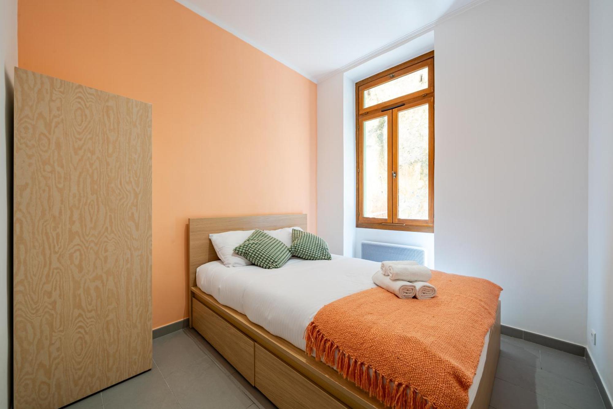 1br - Monaco 1 Min Walk - Close To Port And Train